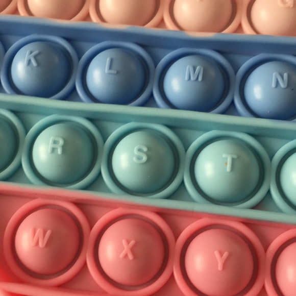 Alphabet Letters Heart 💜 Pop It - Picture 2 of 2